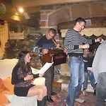 B&B Le Francillon 레 에스따블르