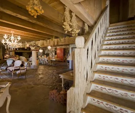 Nocleg ze śniadaniem Le Francillon 3*